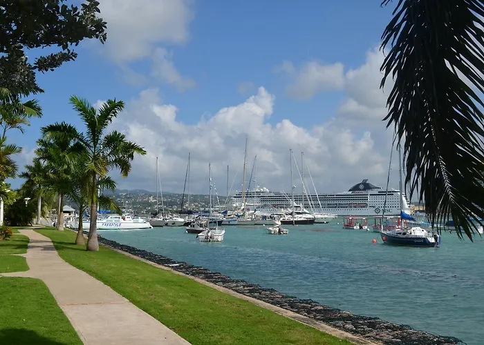 One Cozy Seawind On The Bay Apartment