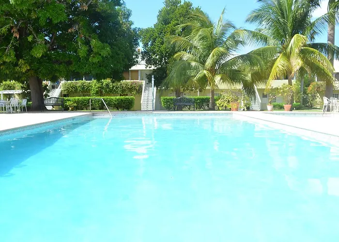 Apartment One Cozy Seawind On The Bay Montego Bay