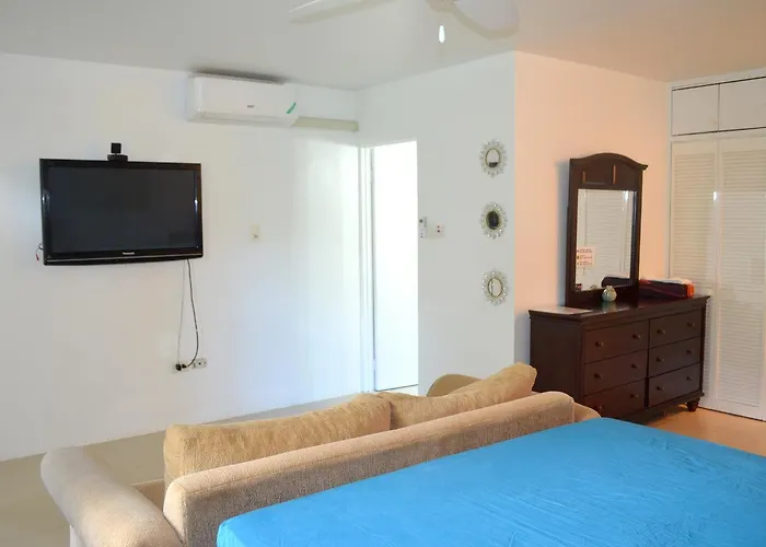 One Cozy Seawind On The Bay *